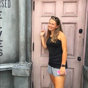 Meet your Posher, Ellie